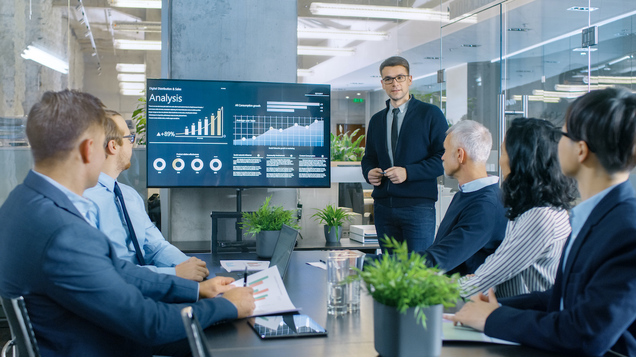 <span id="hs_cos_wrapper_name" class="hs_cos_wrapper hs_cos_wrapper_meta_field hs_cos_wrapper_type_text" style="" data-hs-cos-general-type="meta_field" data-hs-cos-type="text" >Where does cloud cost sit on your board agenda?</span>